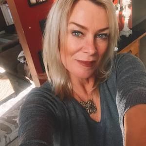 Meet your Posher, Lynne